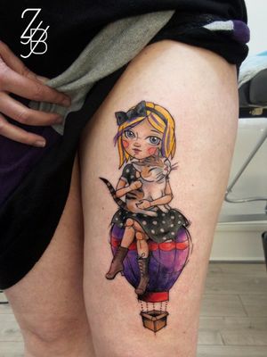 Merci à ma cliente qui souhaite que je reste en Alsace pour toutes ses autres idées tattoos (ça me touche c'est gentil)🎈🐱#doll #dolls #dollstagram #bjd #pinup #pinupdress #rockabilly #airballoon #balloon #cat #cats #dolltattoo #colortattoo #tattoodrawings #tattoosnob #tattoo #tattooartist #tattooart #zeldabjj #zeldablackjeanjacques #inked #inkedupgirls #inklove #inklovers #tattoolovers #tattoolife #inkmagazine #newtattoo #tattoos #catlovers