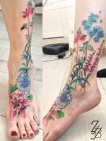 La photo du cover up forale ! 🌻 🌼 #floral #floraltattoo #flowers #flower #flowertattoo #fleur #fleurtattoo #zeldabjj #zeldablackjeanjacques #colmartattoo #colmar #alsacetattoo #frenchtattoo #tattooartist #tattooart #tattoolife #tatouage #ink #inked #inklife #bodyart #tattoolifemagazine #tattooartmagazine #coveruptattoo #coverup