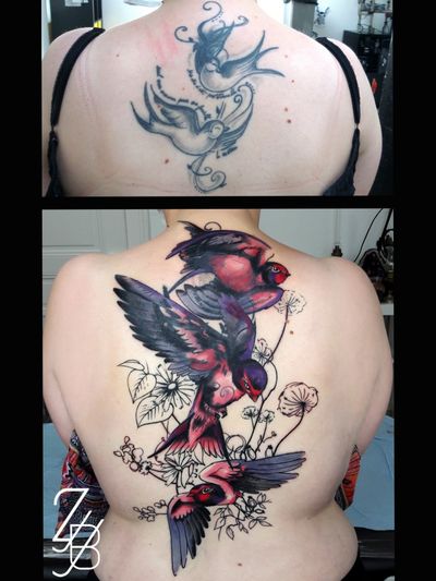 Encore un cover cette semaine ! Il s'agit de la première séance de couleurs ! J'espère que ces hirondelles nous apporteront le beau temps ! 🐦🕊🌷 🌹 #swallow #swallowtattoo #swallowtattoos #hirondelle #hirondelletattoo #dandelion #dandelions #dandeliontattoo #spring #springtattoo #flowers #flower #flowertattoo #flowertattoos #colortattoo #watercolortattoo #zeldabjj #zeldablackjeanjacques #colmartattoo #alsacetattoo #tatouage #tattoostyle #frenchtattoo #tattoo #ink #covertattoo #bodyart #coveruptattoo #coverup