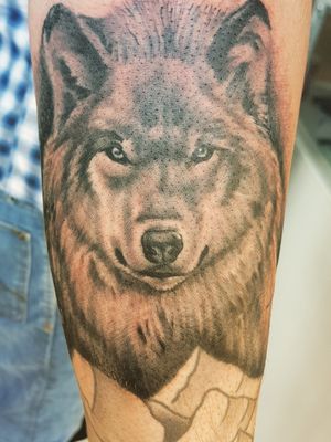 Latest bit on my Nordic sleeve. Huge thanks to Ben at Area 55 Tattoo, amazing work as always! #wolfhead #wolf #arm #nordic #scandinavian #blackAndWhite #greywolf #realism 