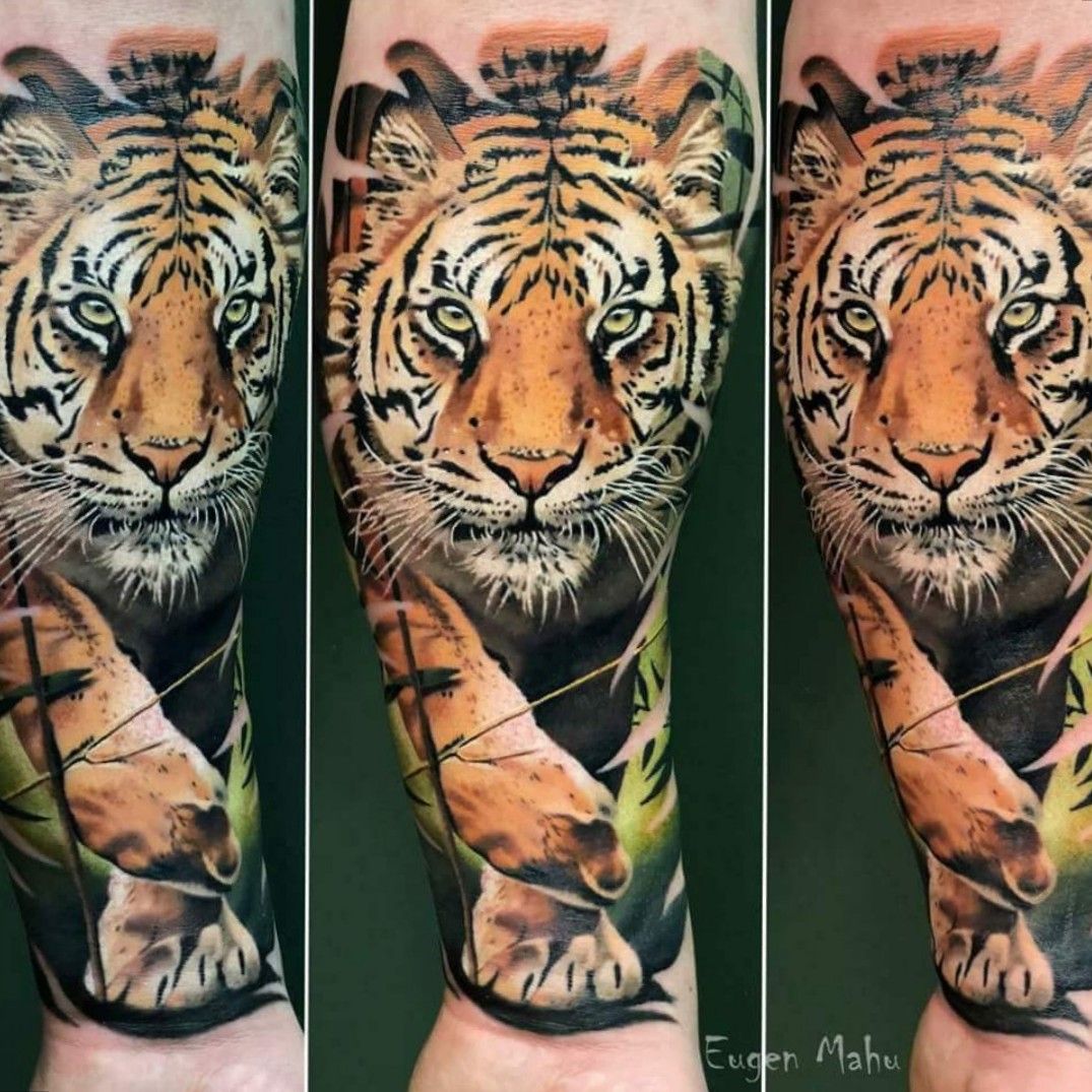 Metal Tiger Tee — Atlas Tattoo