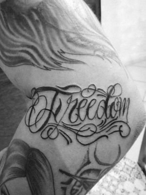 Freedom #chicano #chicanotattoo #ChicanoTattoos #tattooartist #blacktattoo 