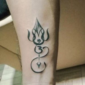 My first tattoo @Blackartstudio #om #shivatattoo #Shiva #trishul #omtattoo #religioustattoo #Hinduism #hindutattoo 