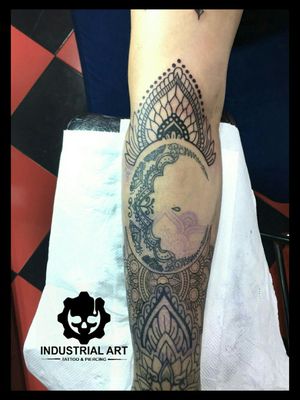 Mandala tattoo #Mallorca #Magaluf #BestArtists #bestfriendtattoo #girlswithtattoos #magaluftattoo 