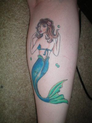 Pin-up style mermaid