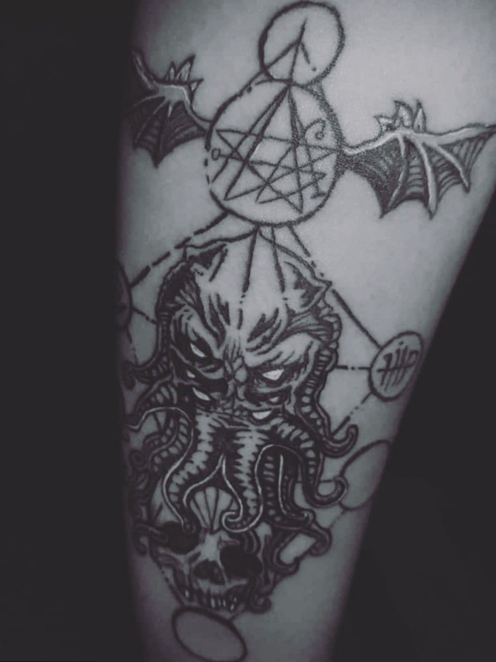 Tattoo uploaded by Alejandro • #megandreamtattoo #lovecraft #cthulhu • Tattoodo