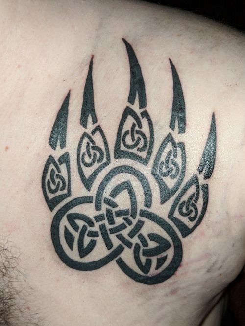 Norse/Celtic bear paw