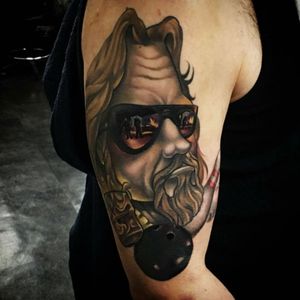 Check out this progress shot of the Big Lebowski tattoo Sal Pipitone
portrait #biglebowski #statenisland #salpipitone #movie #film #cartoonlike