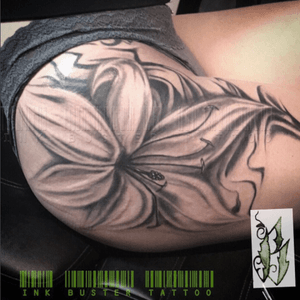 Freehand drawn lily side piece I tattooed yesterday. #side #hip #lilytattoo #lily #freehandtattoo #freehand #blackandgrey #blackandgreysociety #chickswithink #inkbustertattoo #inkbybuster #newyork #ronkonkoma