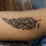 Nice simple feather! done by uptowntatking at our bx location.  #inkflow #tatsinthebronx #tatsintheheights #feather #feathertattoo #blackwork #linework