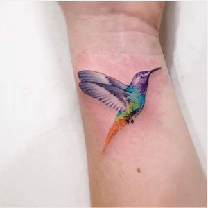 TATTOO BY Fernanda Rodrigues #hummingbird #color #bird