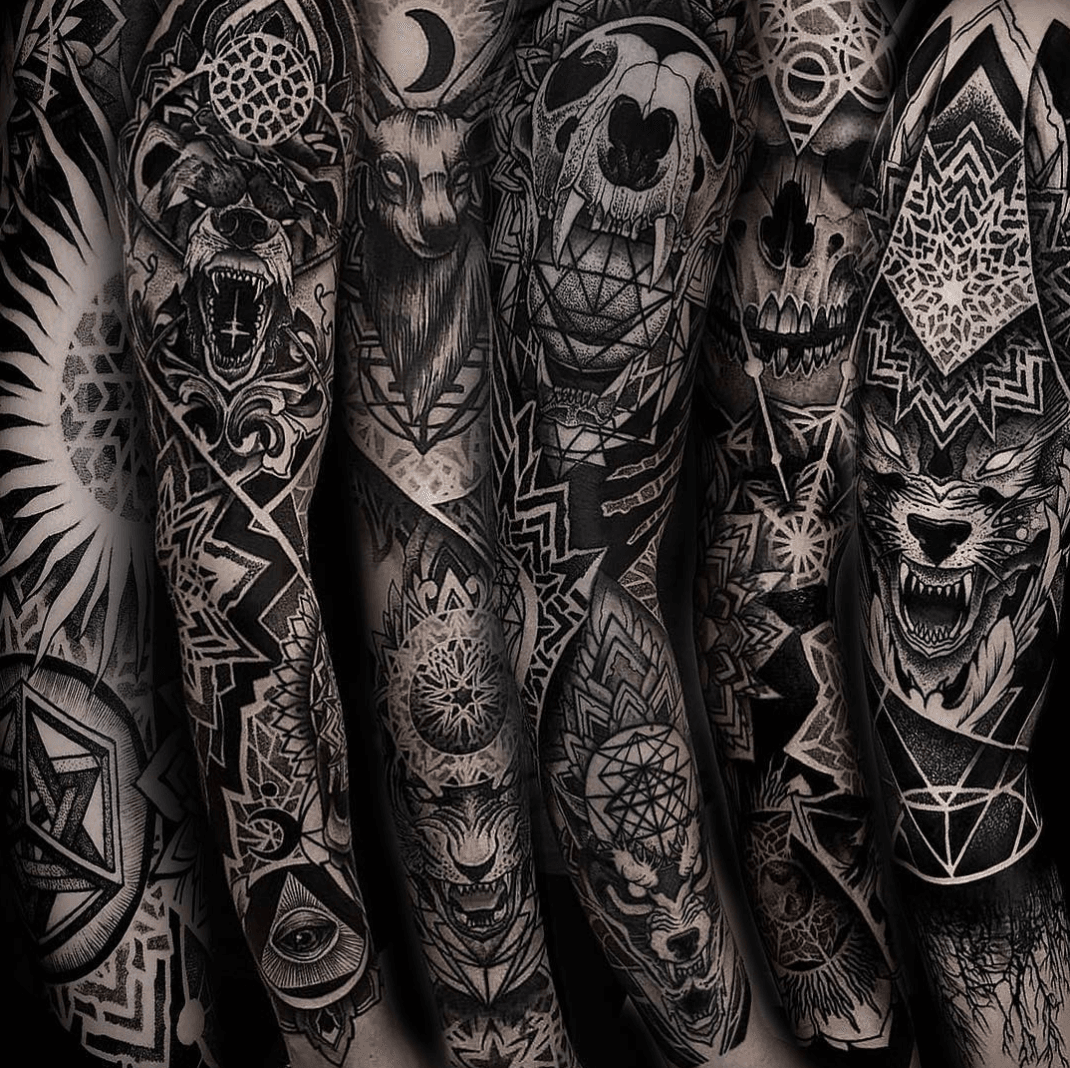 Blackwork Tattoo Guide  Lots of tattoos for you
