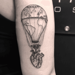 Hair balloon done with #delight_needle_cartridges #delight_tattoo_needles #kwadron #equaliser_usa #blackworkers #blackwork