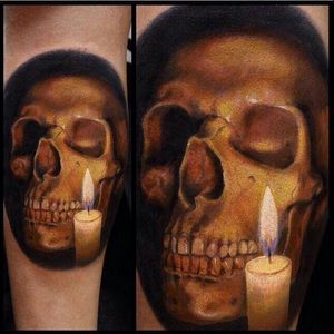 #realistic #chiaroscuro #candle #skull #YomicoMoreno