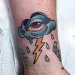 And one of them weird requests!!!!! Eye in cloud!!!!! . For bookings & enquiries email: kingofheartslondon@gmail.com . . . . . . . . #neotrad #neotraditional #eye #cloud #cloudtattoo #eyetattoo #kingofheartslondon #colourtattoo