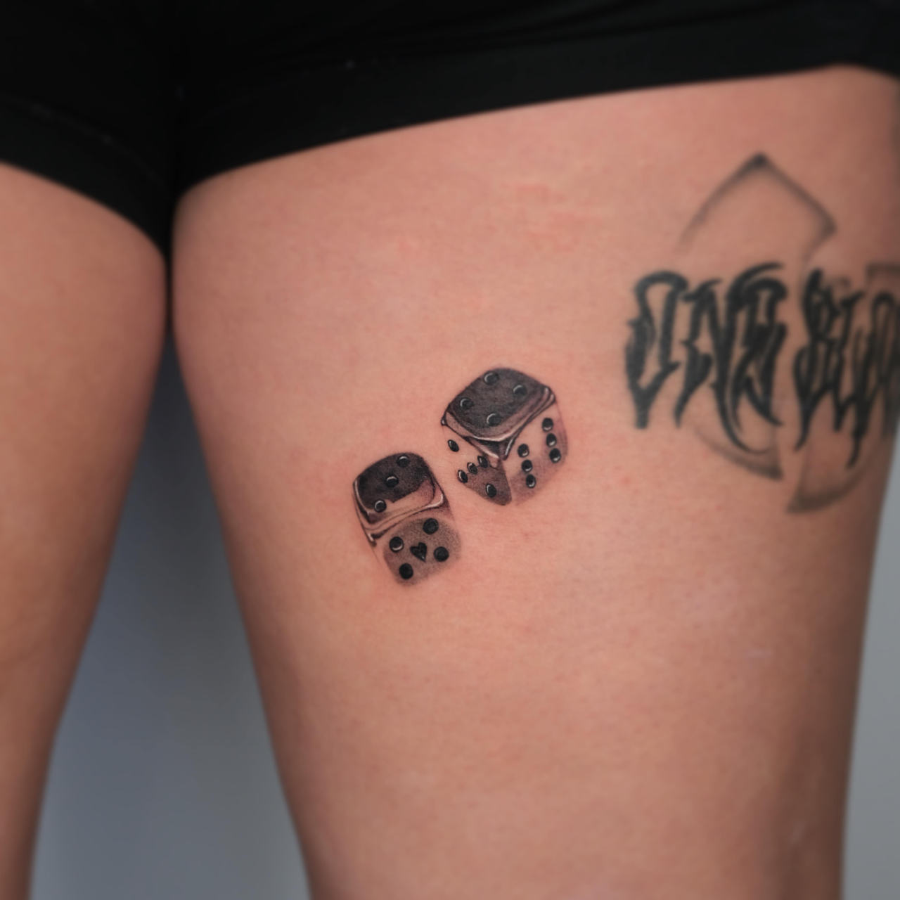 Dice • Tattoodo