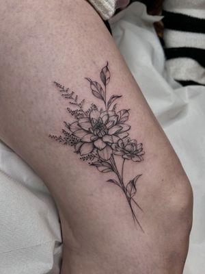 Floral tattoo style