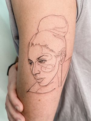 Get a unique and intricate single line sketch portrait of Lady Gaga by the talented artist Alex Caldeira.