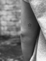 Outline Star