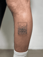 A micro-realistic depiction of a crystal glass, featuring intricate geometric patterns. The style employs shading and detail to create a sense of depth and realism.