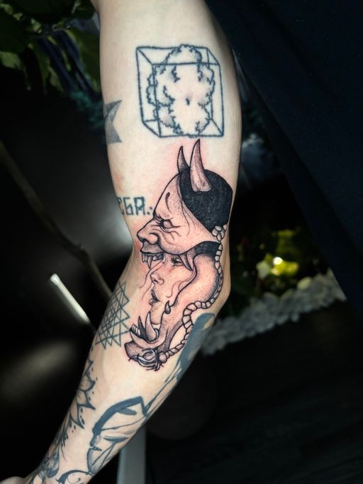 Flash tattoo