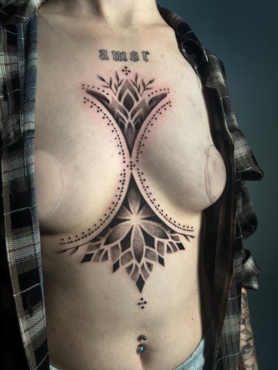 Geometric ornamental sternum piece