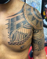 Fun project with Dion. Done @tattooparadisedc . . . #tattooparadisedc #tattooparadise #iheartadamsmorgan #acreativedcc #dcist #madeinDC # #dcitystyle #igdc #mitdistrict #mydcstory #thinklocaldc #wethepeopleDC #dcavalcante #madeinthedistrict #dmvtattoo #dmvtattoos #dctattoo #dctattooartist #americanatattoos