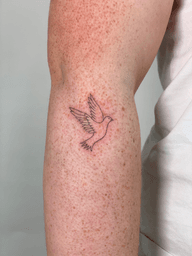 Tattoo by Chloe Hartland