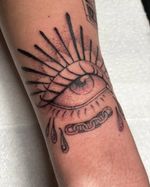 Lighting fuses and doing tattooses 🔥