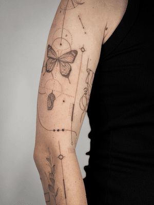 Abstract (Avant Garde) tattoo style