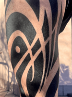 Thank you so much @aalessandromaffii for your trust 🙏🏼 I did this tattoo at the @como_tattoo_convention over two consecutive days. Thanks to @kasasink and @hypeinkco for the top-quality materials 🔥 . (PHOTOS BY CUSTOMER, NO FILTER) . Supplied by: @komunesupplies . . . . #blackwork #blackworktattoo #blackouttattoo #blackout #tattooart #tattooproject #bodysuit #bodysuittattoo #tattoos #inked #tattooartist #tattoowork #blackmind #blackmindproject #blackmindprojects