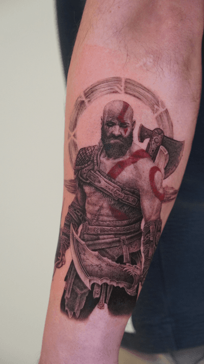 #portrait #videogame #kratos #godofwar #greekmythology #viking #warrior #fineline #delicate #tinytattoo #anime #simpletattoo #singleneedle  #blackandgrey #blackandgray #minimal #micro #miami #miamitattooartist #florida