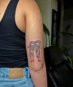 Köszi, hogy jöttél megint! ✨🫶🏻 @rebikoczka . . . #birthdaytattoo #memories #familypic #tattoobudapest @fine_heart_custom_ink