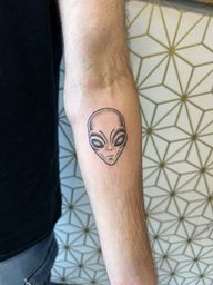 Tattoo by Vivien Pizzini