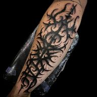I had the pleasure of putting together this custom sigil bindrune for protection and strength this weekend at @huntsvegastattooexpo So stoked with how it came out and so blessed to have been surrounded by such awesome artists, people, and energy this weekend! Big thanks to @rock_platinumkoi for everything and all the love he's put into making such an incredible convention! Next stops on the convention tour are @inkcarcerationfestival, @villainarts Denver, and @gilatattooexpo Proudly sponsored by:@saniderm ProTeam @phucstyxtattoosupply @blackwork_supply @blackworkgloves @peakneedles Much love everyone 🤘🤘#bindrune #runic #runewizard #bindrunes #sigil #sigiltattoo #script #scripttattoo #gothscript #gotharts #freehand #freehandtattoo #tattooacceptance #tattoodesign #tattooconvention #darkart #darkartist #Magick #magic #protection #strength #tattooart #sanidermproteam #lovethroughart #inkedmen #inkedmag #sullenartcollective #customtattoo #sharpiegang #blessed @axysrotary @braniderm @cannainkd @saniderm_danny @industryinks @sullenclothing @rawpigments @vegvisirbodyart @surreal_tattoo_dark