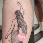 The mermaid 🧜🏻‍♀️ Done at @blue_tony_toy Thanks @czarinapdf • #mermaidtattoo #freskatattoo #etchingtattoo #engravetattoo #bluetonytoytattoo #florencetattoo