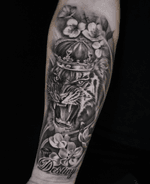 Roaring Tiger with Crown and Flowers