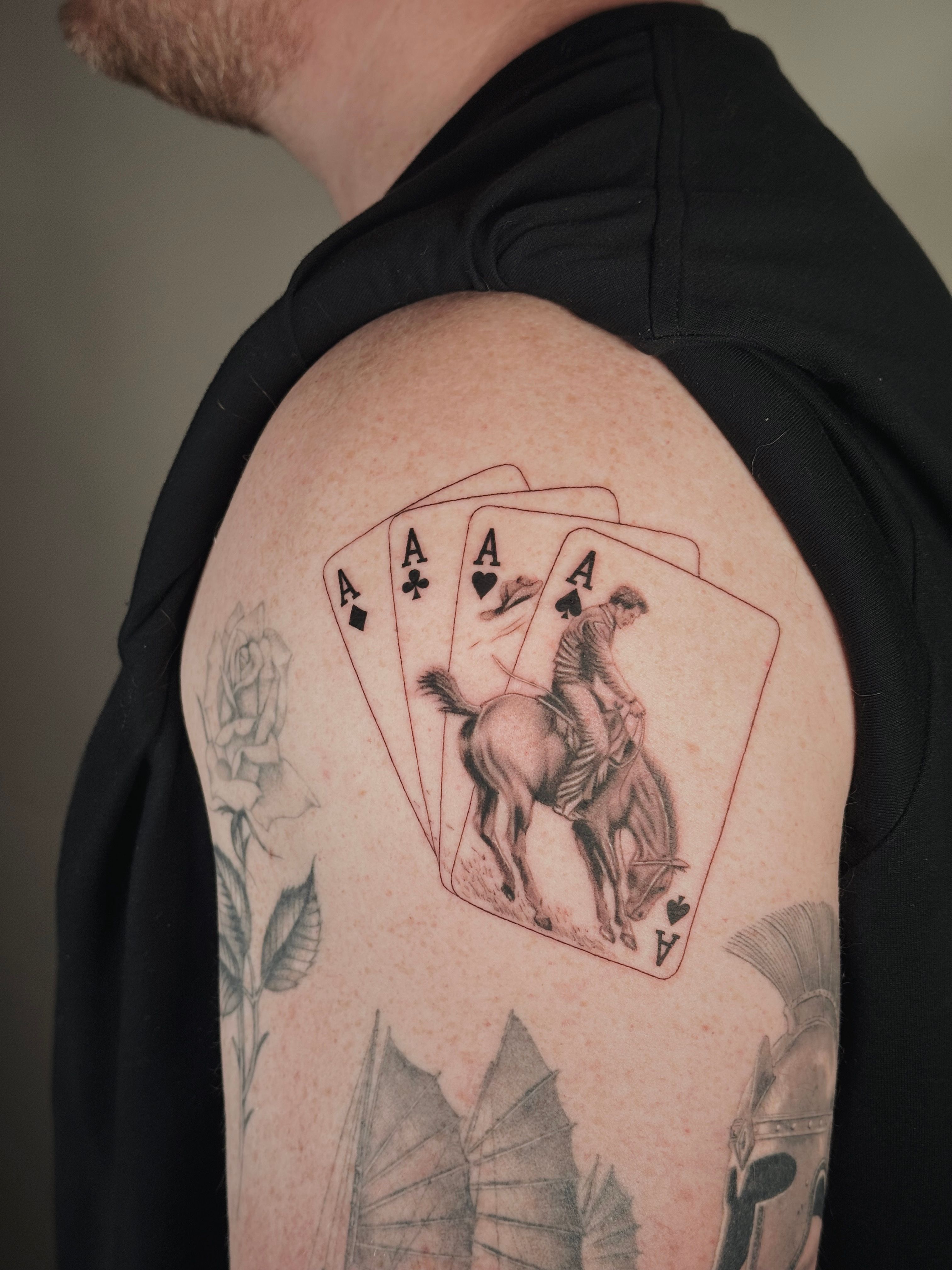 ハードカバー2006年オリジナル版tattoo icons victionary Gallery Mirai - Tattoo Shop in Los Angeles • Tattoodo