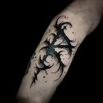 A goth bindrune for safe travels! Done @evergreentattooinvitational this year! I love doing these pieces and the Magick that goes along with them! Thank you to everyone I've had the honor of making these for! Catch me tattooing at the @villainarts convention in Baltimore this weekend! Now booking for @hell_city @huntsvegastattooexpo @gilatattooexpo Proudly sponsored by: @phucstyxtattoosupply @blackworkgloves @blackwork_supply @peakneedles @saniderm ProTeam Much love 🤘👽🤘 #gothrunes #bindrune #runes #magic #gothic #gothtattoo #safetravels #bindrunes #norse #nordicmage #script #scripttattoo #symbolic #occult #occulttattoo #occultmagic #blackwork #allblack #necronomiconnor #sullenclothing #inkedmag #tattooconvention @axysrotary @industryinks @cannainkd @rawpigments @purenumb @vegvisirbodyart @surreal_tattoo_dark