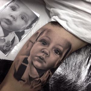 #portrait #baby #child #blackandgrey #realistic #ChicoMorbene