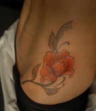 𝔉𝔩𝔬𝔴𝔢𝔯 ______ #tattoo #tattooed #tatouages #flowers #flowerstattoo #neotraditionaltattoo #ink #inked #colortattoo #neotraditionalfrance #tattoofrance