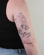 Handpoked • dot by dot An extending design to the tattoo I did before, Fresh and Healed for the 3rd slide. Done @debutstudios Flash and custom designs Welcome London/Milton Keynes BOOKS OPEN To inquire or book in, please DM or use the link in Bio. #handpoketattoo #handpokelondon #handpokemiltonkeynes #miltonkeynestattoo