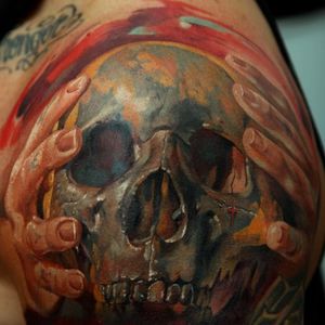 #skull #hands #realistic #colortattoo
