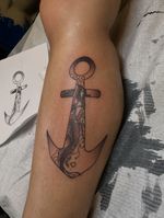 Custom design, this piece features multiple levels. The client wanted to embody freedom like a mermaid, while being grounded by the anchor. #mermaidtattoo #anchortattoo #montrealtattooartist #legtattoos