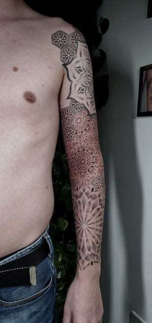 Ornamental tattoo style