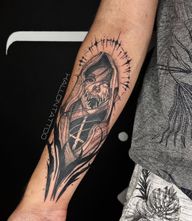 Black work, tattoo done by tattoo artist @kallon.tattoo with over 15 years of experience, a reference in Brazil, now serving in San Diego, Studio @gildedrosetattoo, 1353, 6th Avenue. For quotes, send a private message to Instagram or send an email to kallontattoosd@gmail.com