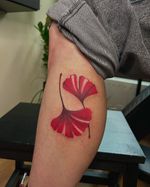 Köszi a bizalmat! 🌱❣️ . . . #ginkobiloba #ginkotattoo #budapesttattoo @fine_heart_custom_ink