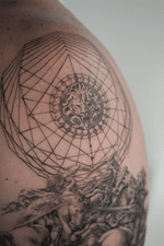 Geometric Lion with Horses