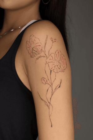 Floral tattoo style