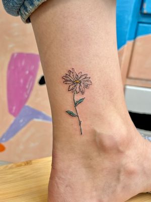 Daisy drawing mini tattoo
